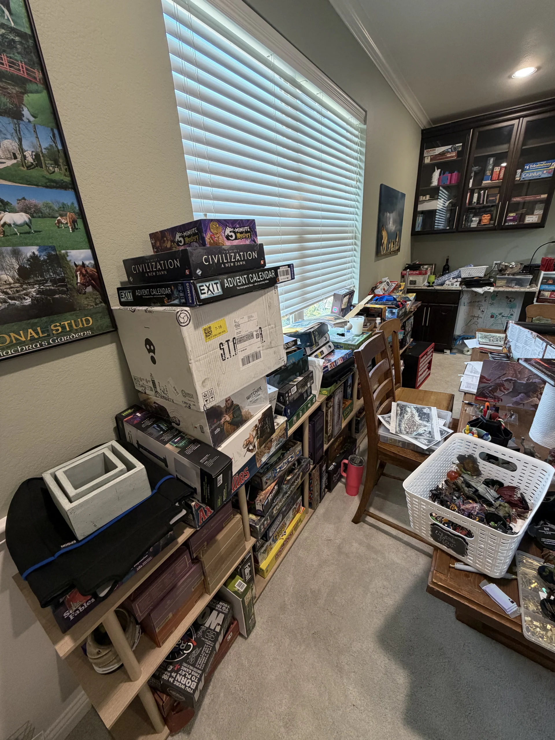 Cluttered kids' play space before Top Tier Tidying organized it